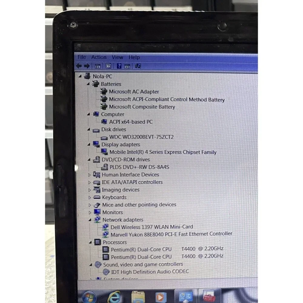 Vtg Laptop Dell Ispiron 1545 4GB RAM Pentium Duel-Core 2.20GHz Working!
